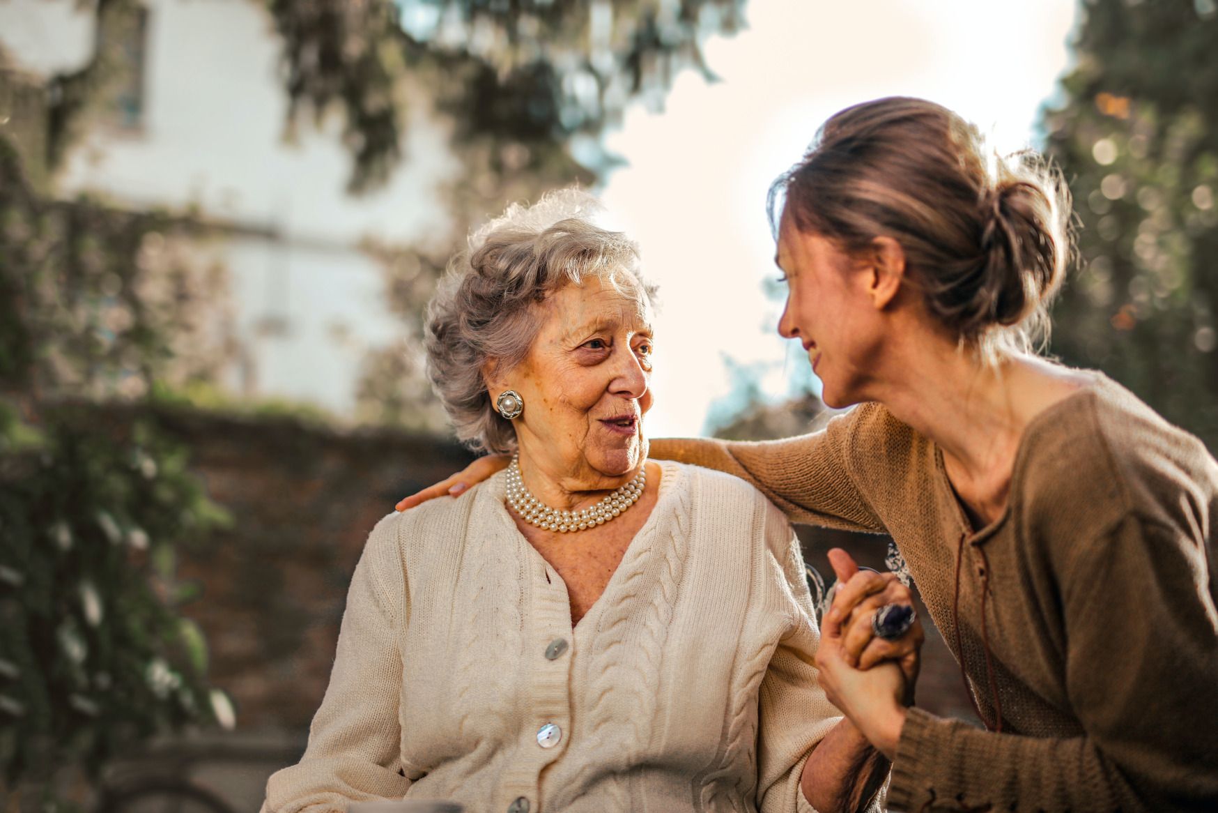 Respite Care in New York City - Mavencare Senior Home Care